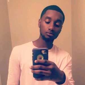 Meet your Posher, Gloria